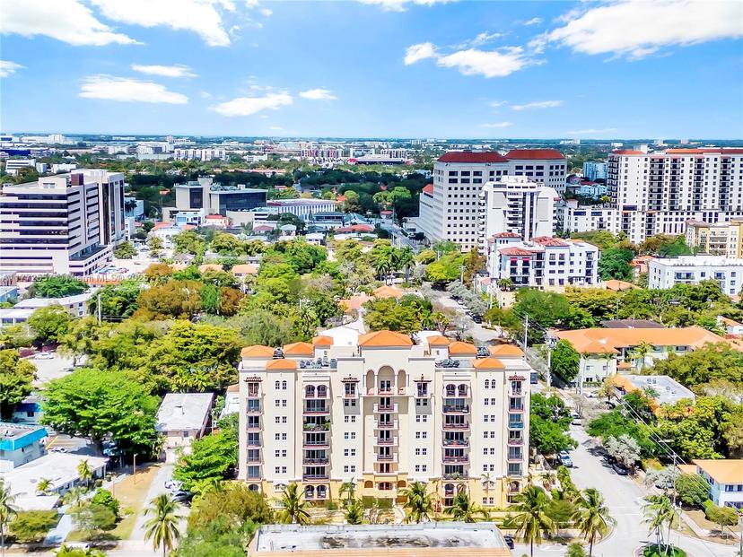 Picture of 101 Sidonia Ave # 3, Coral Gables FL 33134