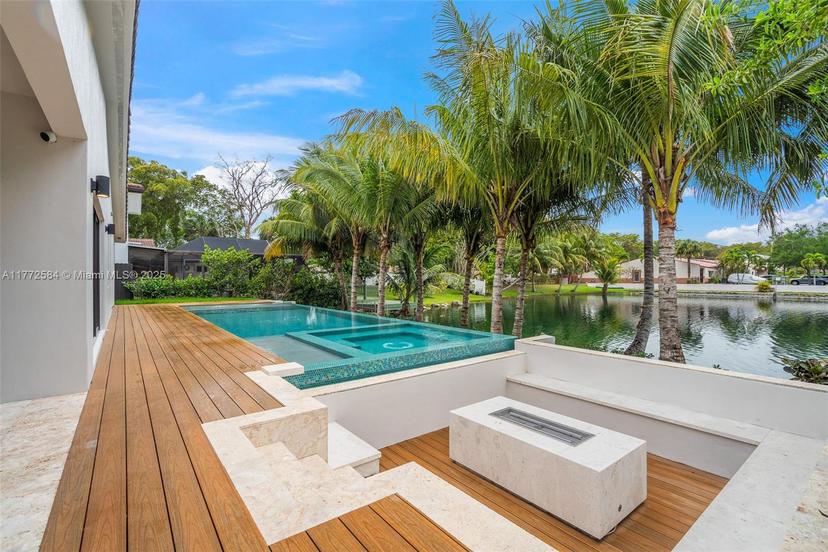 Picture of 14412 Rosewood Rd, Miami Lakes FL 33014