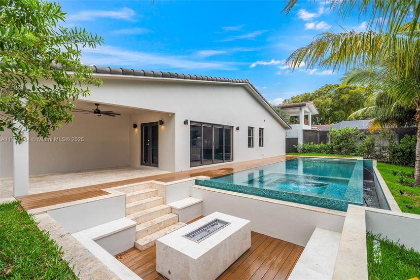Picture of 14412 Rosewood Rd, Miami Lakes FL 33014