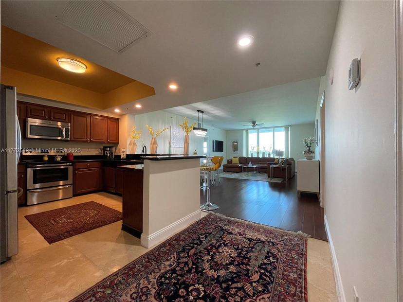 Picture of 14951 Royal Oaks Ln # 808, North Miami FL 33181