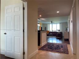 Picture of 14951 Royal Oaks Ln # 808, North Miami, FL 33181