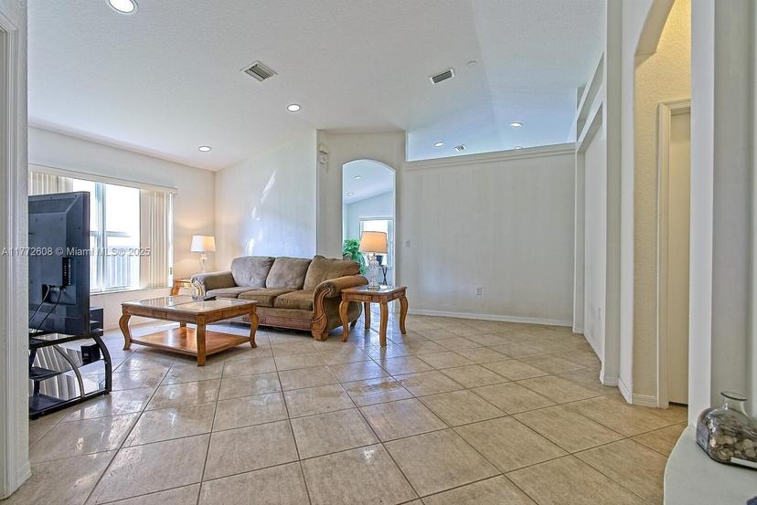 Picture of 1520 SE 17Th Ave, Homestead FL 33035