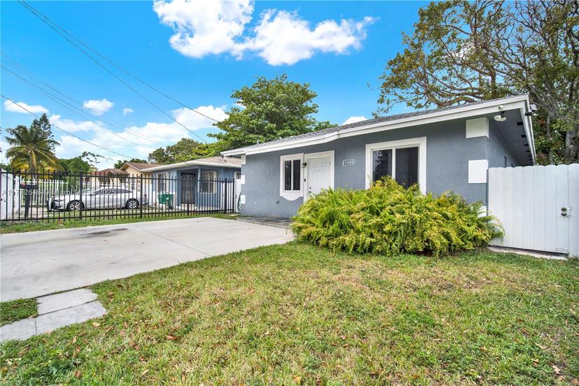 Picture of 1741 NW 68Th St, Miami FL 33147
