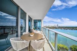 Picture of 17111 Biscayne Blvd # 2302, North Miami Beach, FL 33160