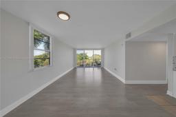 Picture of 13120 SW 92Nd Ave # 401, Miami, FL 33176