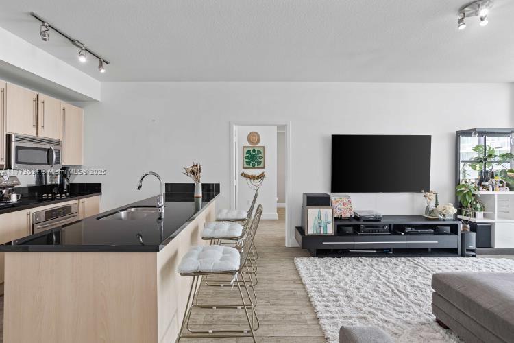 Picture of 79 SW 12Th St, Miami FL 33130