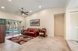 Picture of 940 Blue Ridge Way, Davie, FL 33325