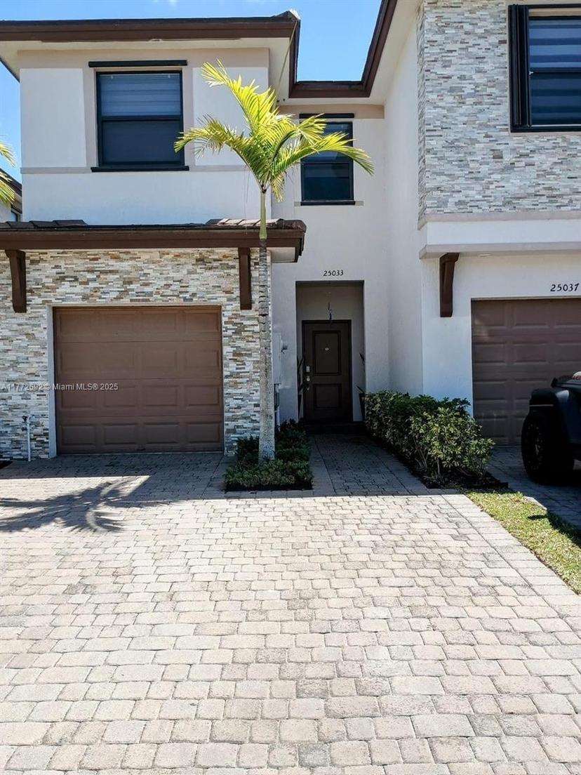 Picture of 25033 SW 107Th Ct, Homestead FL 33032
