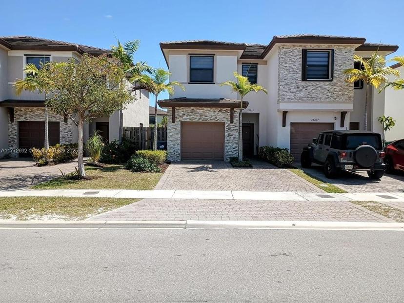Picture of 25033 SW 107Th Ct, Homestead FL 33032