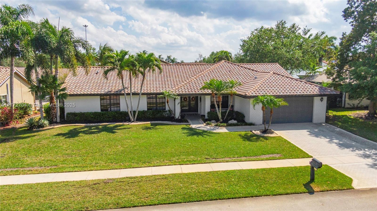 Picture of 19430 NW 3Rd St, Pembroke Pines, FL 33029