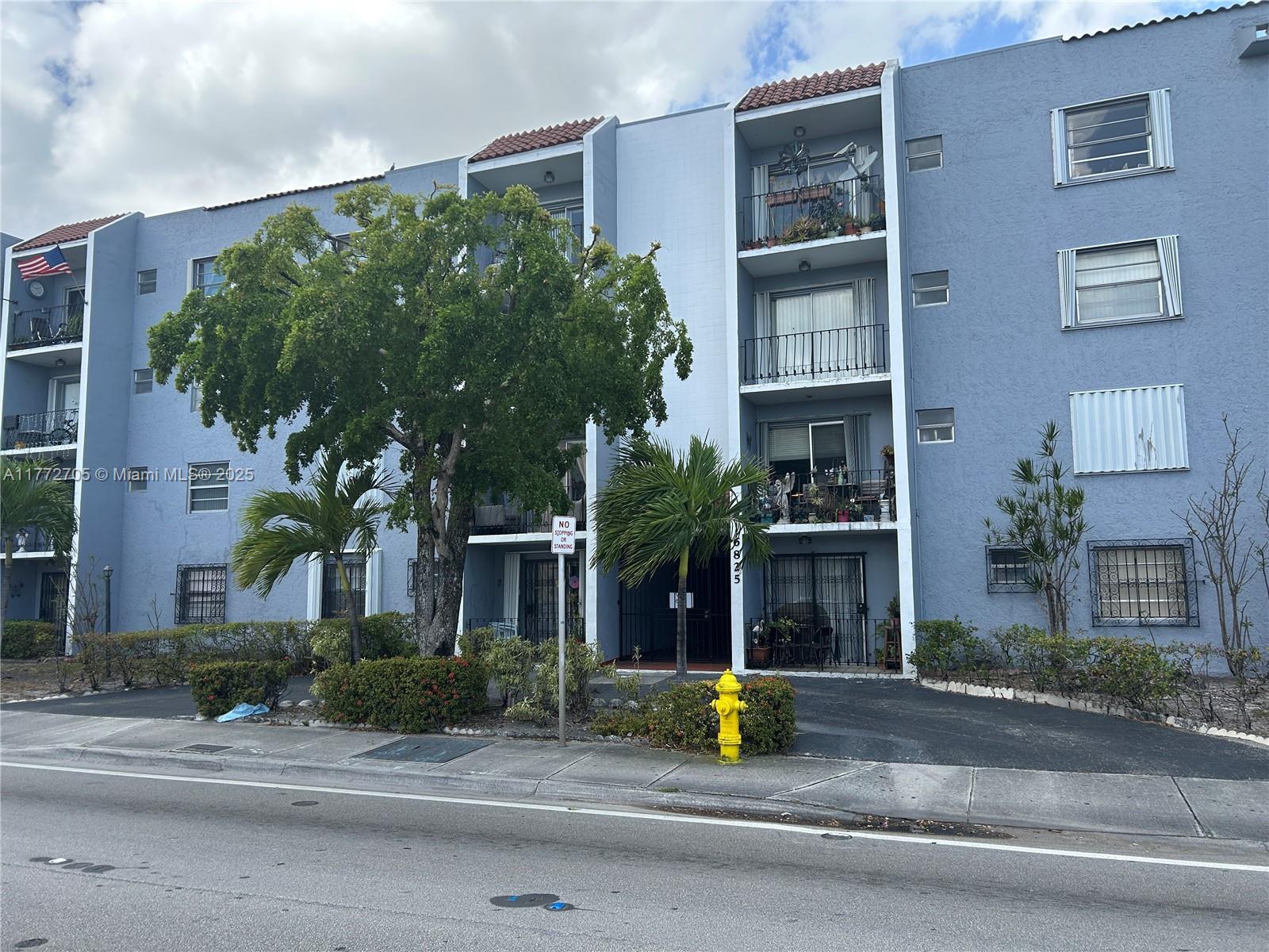 Picture of 6825 W Flagler St # 306, Miami, FL 33144