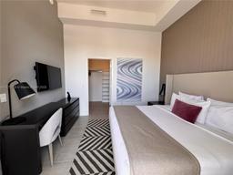 Picture of 4010 S Ocean Dr # R204, Hollywood, FL 33019
