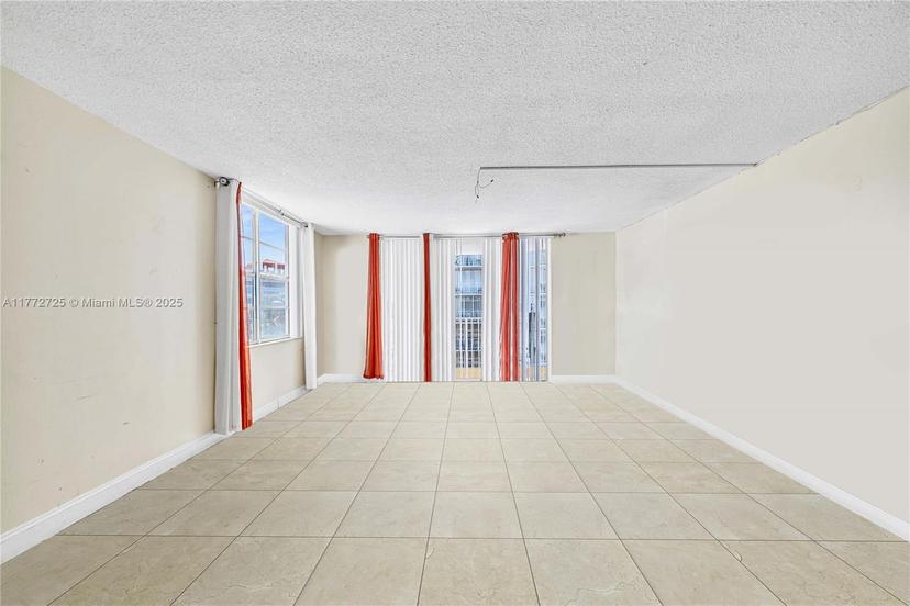 Picture of 16740 NE 9Th Ave # 302, North Miami Beach FL 33162