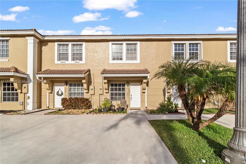 Picture of 757 SW 122Nd Terrace # 757, Pembroke Pines FL 33025