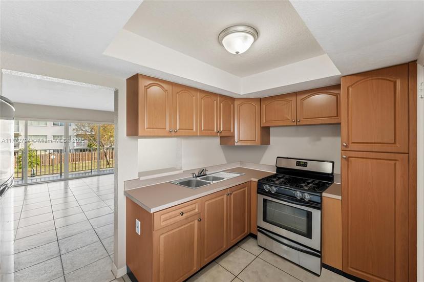 Picture of 7725 SW 88Th St # 223, Miami FL 33156
