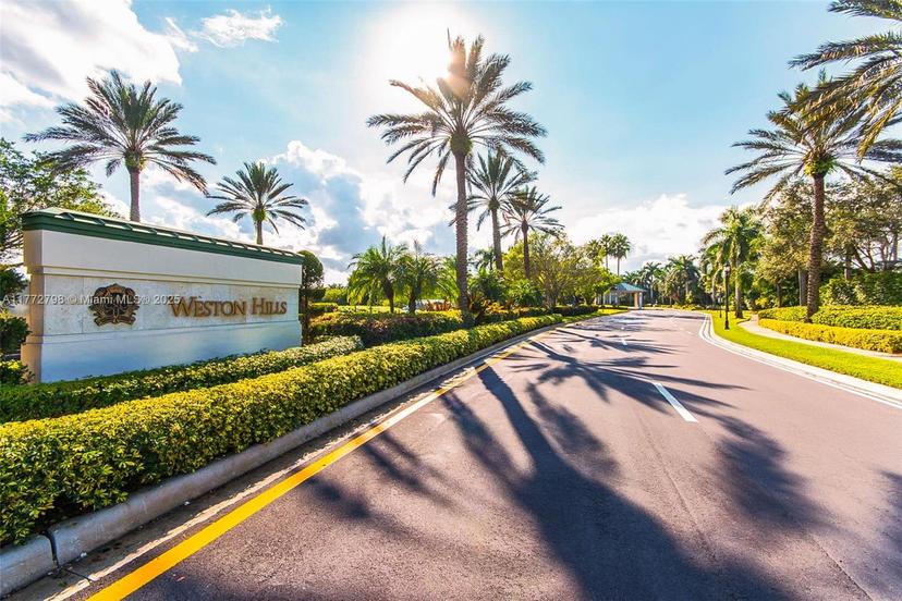 Picture of 2510 Jardin Dr, Weston FL 33327
