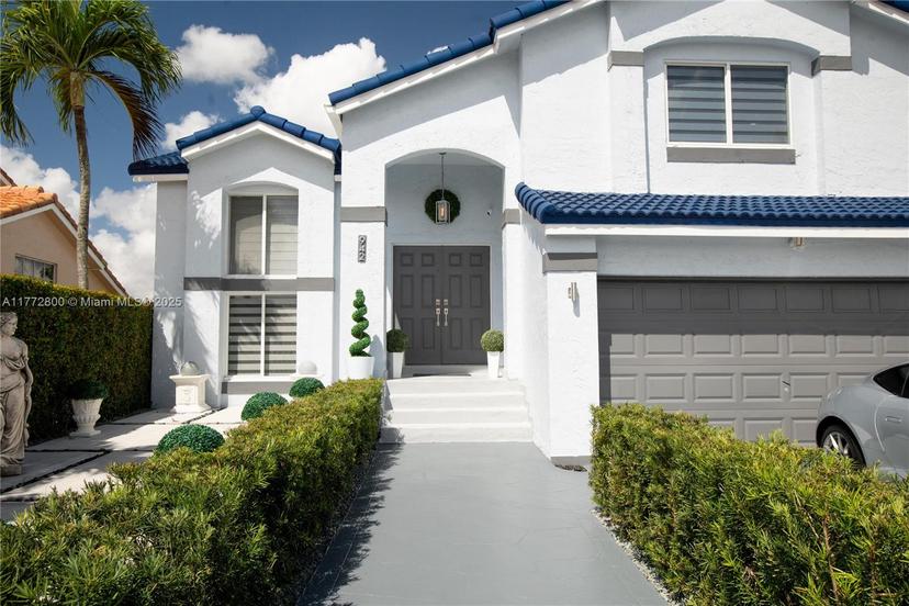 Picture of 942 NW 133Rd Ct, Miami FL 33182