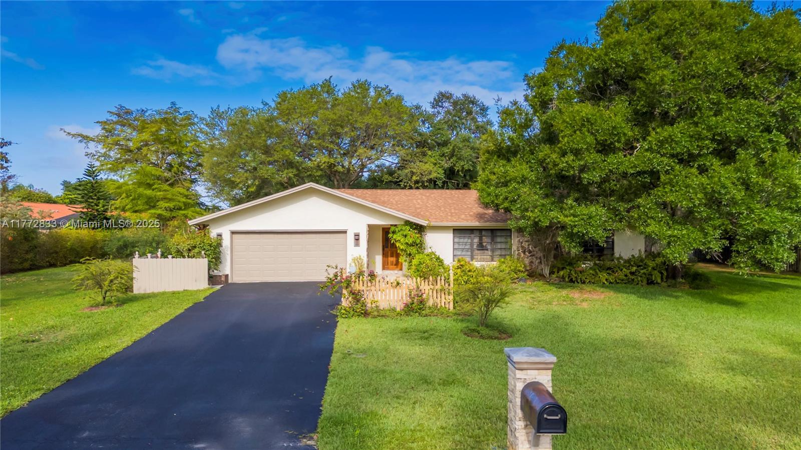 Picture of 5201 SW 113Th Ave, Davie, FL 33330