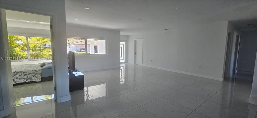 Picture of 1531 SW 126Th Pl, Miami FL 33184
