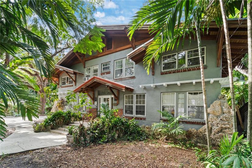 Picture of 752 NW 7Th St Rd, Miami FL 33136
