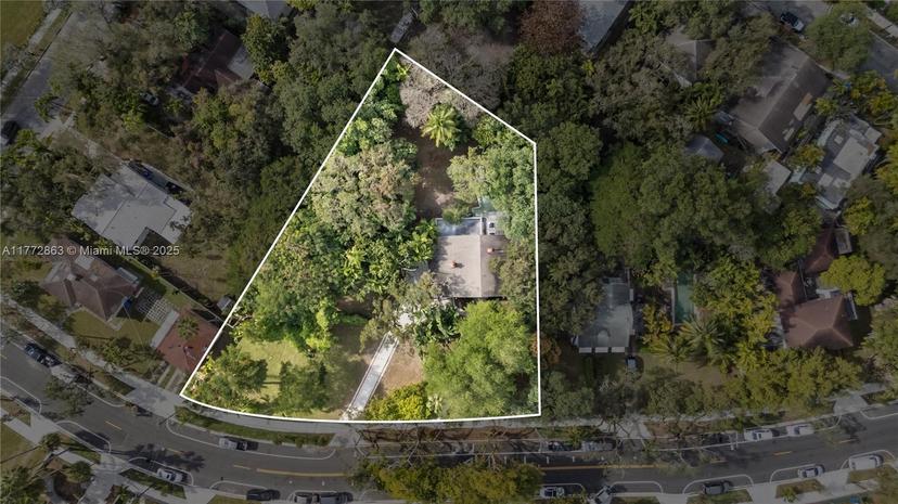 Picture of 752 NW 7Th St Rd, Miami FL 33136