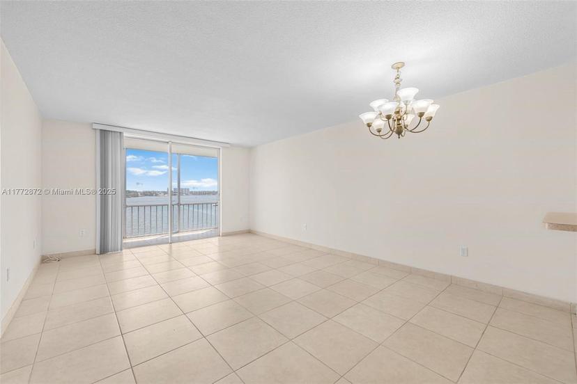 Picture of 3010 Marcos Dr # R509, Aventura FL 33160