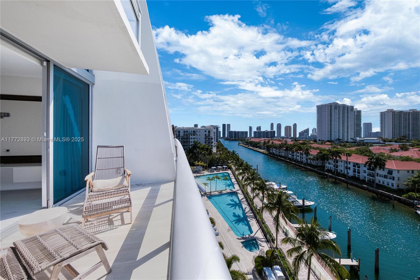 Picture of 2950 NE 188Th St # 530, Aventura, FL 33180