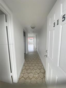 Picture of 6070 W 19Th Ave # 315, Hialeah, FL 33012
