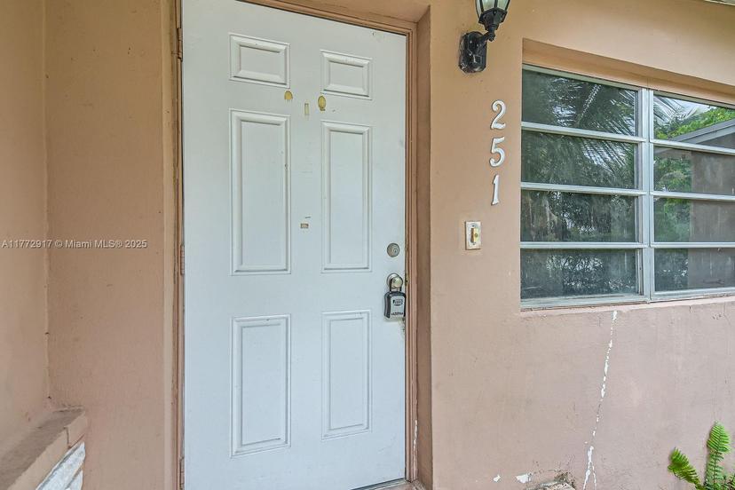 Picture of 251 NW 149Th St, Miami FL 33168