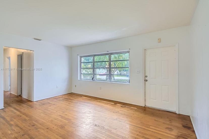 Picture of 251 NW 149Th St, Miami FL 33168