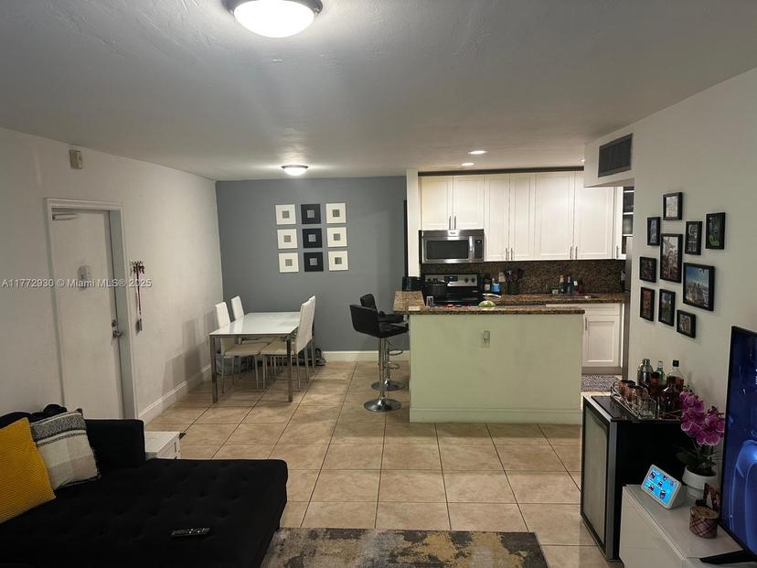 Picture of 7951 SW 104Th # 210D, Miami FL 33156