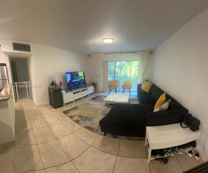 Picture of 7951 SW 104Th # 210D, Miami FL 33156