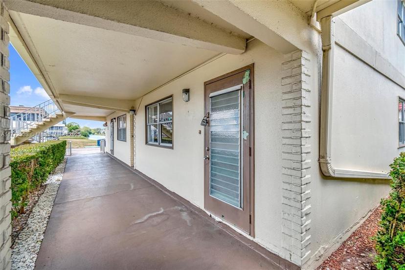 Picture of 71 Saxony B # 71, Delray Beach FL 33446