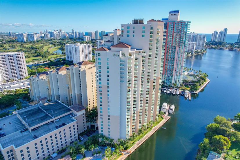 Picture of 3330 NE 190Th St, Aventura FL 33180