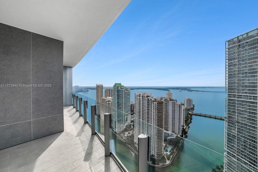 Picture of 300 Biscayne Blvd Way # 4206W, Miami FL 33131