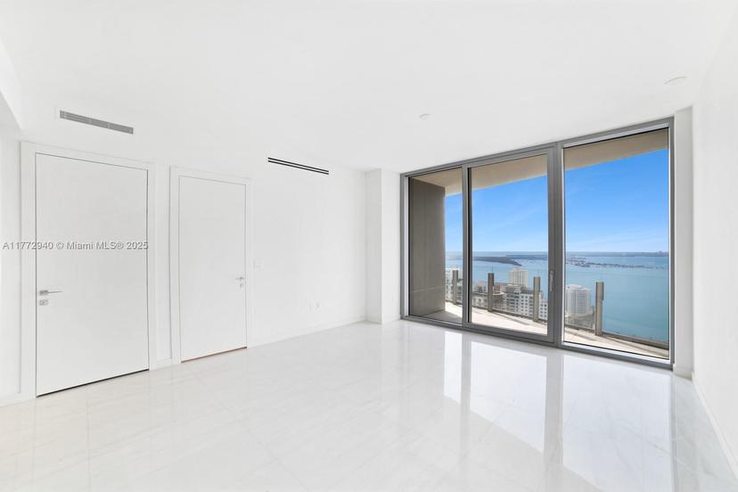 Picture of 300 Biscayne Blvd Way # 4206W, Miami FL 33131
