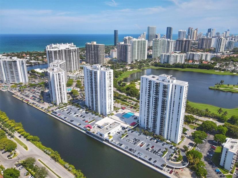 Picture of 3625 N Country Club Dr # 1901, Aventura FL 33180