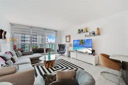 Picture of 1000 West Ave # 727, Miami Beach, FL 33139