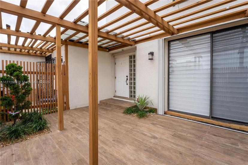 Picture of 1238 SW 131St Place Cir W # 1238, Miami FL 33184