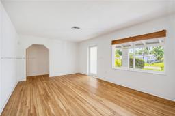 Picture of 385 NE 117Th St, Miami, FL 33161