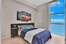 Picture of 18101 Collins Ave # 5104, Sunny Isles Beach, FL 33160