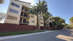 Picture of 6601 SW 116 Ct # 104, Miami, FL 33173