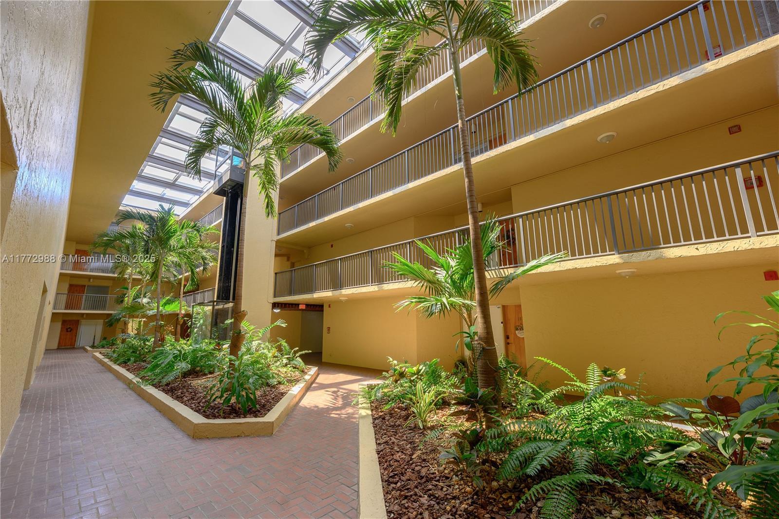 Picture of 6601 SW 116 Ct # 104, Miami, FL 33173