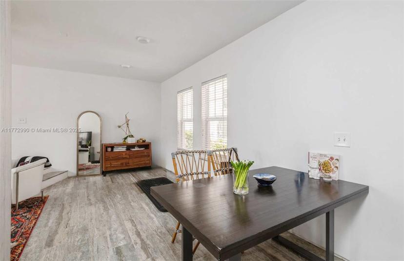 Picture of 756 Meridian Ave # 11, Miami Beach FL 33139