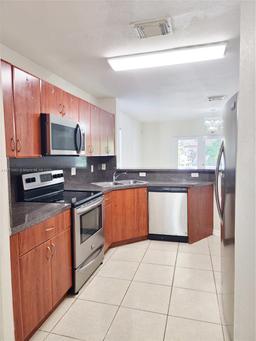 Picture of 13399 SW 284Th St, Homestead, FL 33033