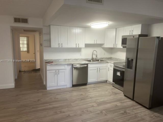 Picture of 1052 Hythe C, Boca Raton FL 33434