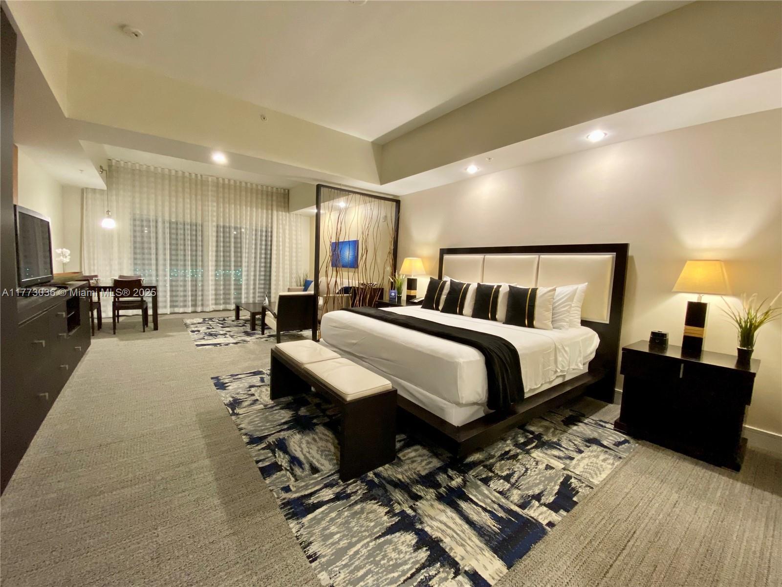 Picture of 5300 NW 87Th Ave # 1006, Doral, FL 33178
