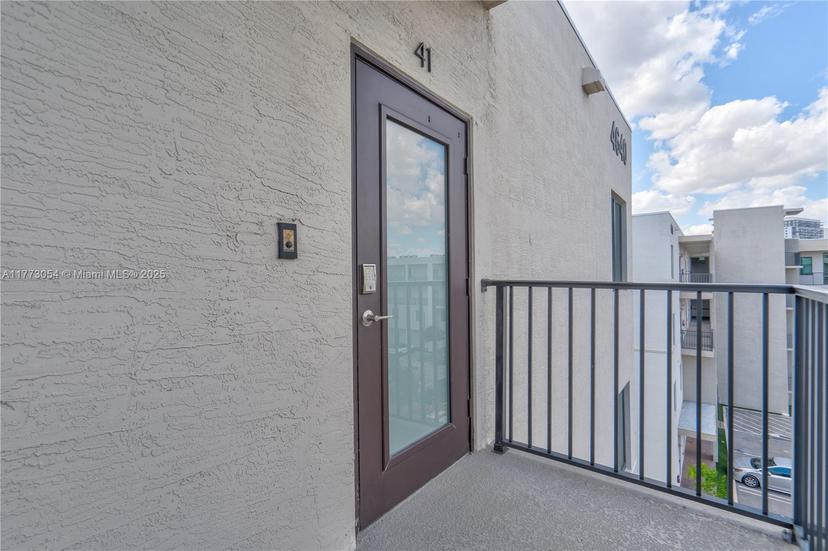 Picture of 4640 NW 84 Ave # 41, Doral FL 33166