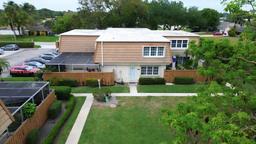 Picture of 4270 Hazel Ave # B, Palm Beach Gardens, FL 33410