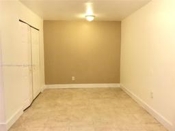 Picture of 9375 Fontainebleau Blvd # L310, Miami, FL 33172